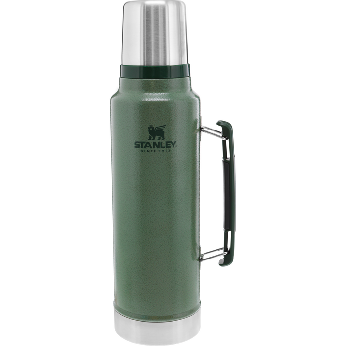 Stanley 1913 Classic Legendary Bottle 1.5 QT 1.4 L in Hammertone Green