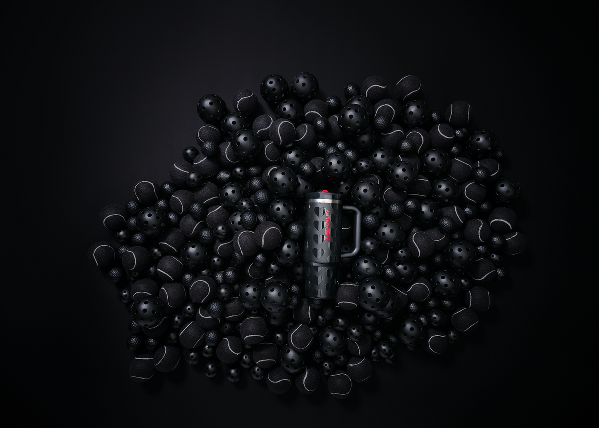 Stanley 1913 Quencher® ProTour Flip Straw Tumbler 0.89L in Black Lovely