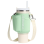 Próbka koloru dla Stanley 1913 All Day Quencher Carry-All 1.18L w Pistachio | Widok Przód
