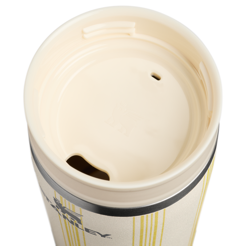 Stanley 1913 Café-To-Go Travel Mug 0.35L en Cream Picnic Stripe | Ver Detalles de la tapa