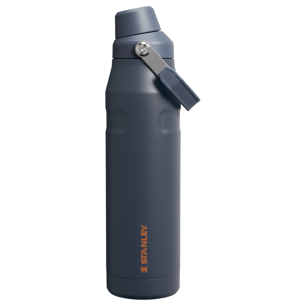 Stanley 1913 IceFlow™ Bottle with Fast Flow Lid 36 OZ 1.06 L in Twilight | Front View