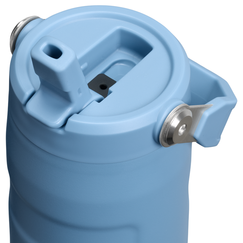 Stanley 1913 IceFlow™ Bottle Flip Straw 2.0 0.47L en Indigo | Ver Detalles de la tapa