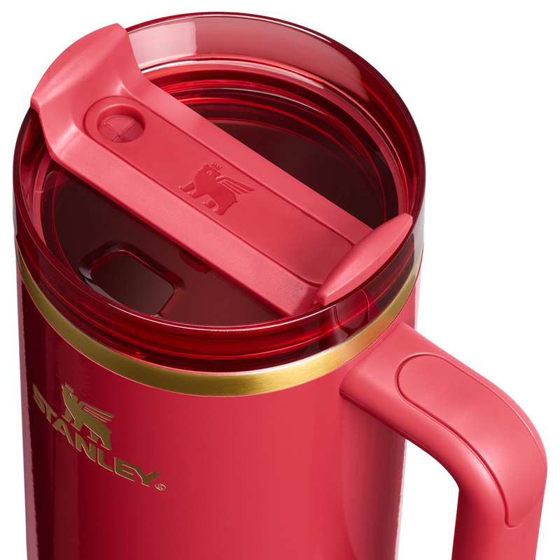 Stanley 1913 Quencher® H2.0 FlowState™ Tumbler 1.18L in Holly Berry Gloss | Weergave Deksel in detail