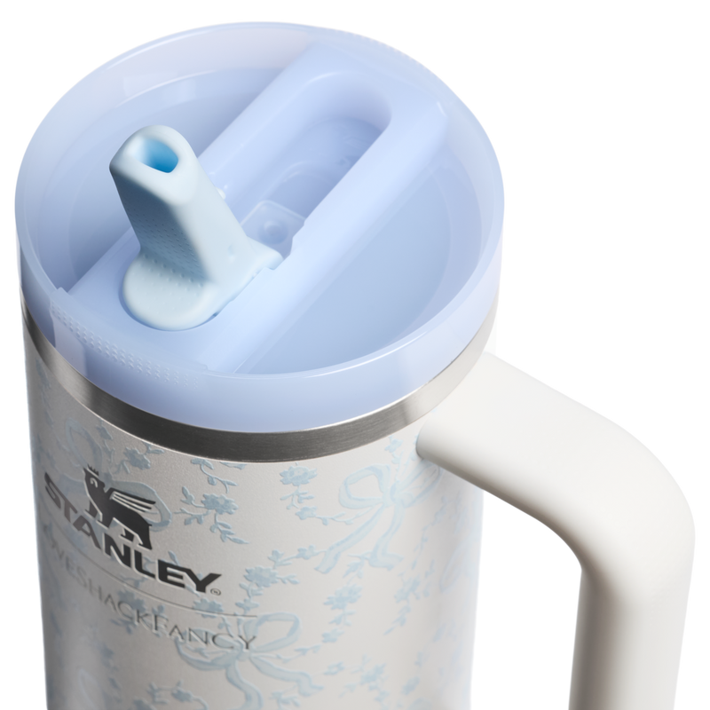 Stanley 1913 Stanley 1913 x LoveShackFancy Quencher® ProTour Tumbler 0.89L in Coquette Bow - Winter Ice | Lid Detailed View
