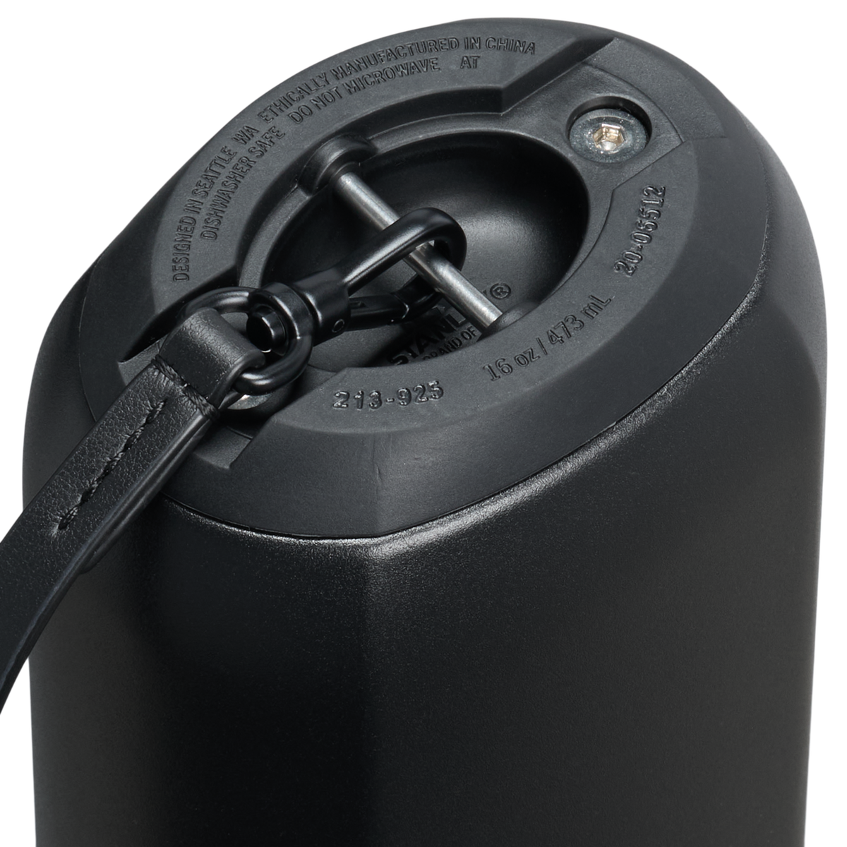 Stanley 1913 The Clutch Bottle 16 OZ in Black | Detailed View