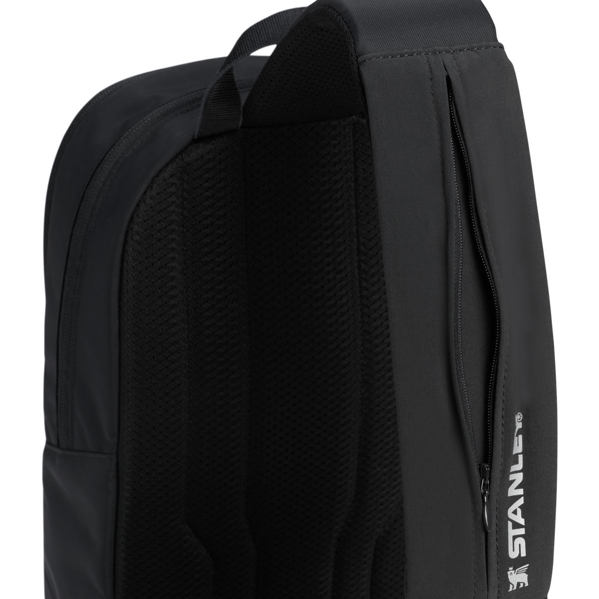 Stanley 1913 Vitalize™ Macro Method Crossbody 9.5L en Black | Ver Detallado