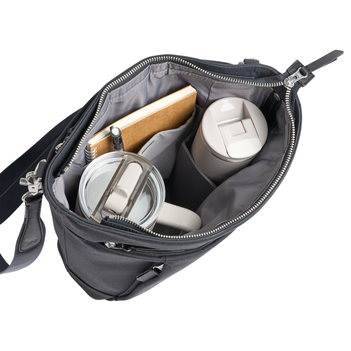Stanley 1913 Stanley Standby Satchel 9.9 QT 9.4 L in Black | Open View